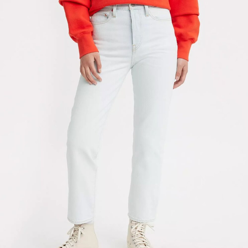 Levi's Wedgie Straight Leg Jeans 29" NWT Light Wash